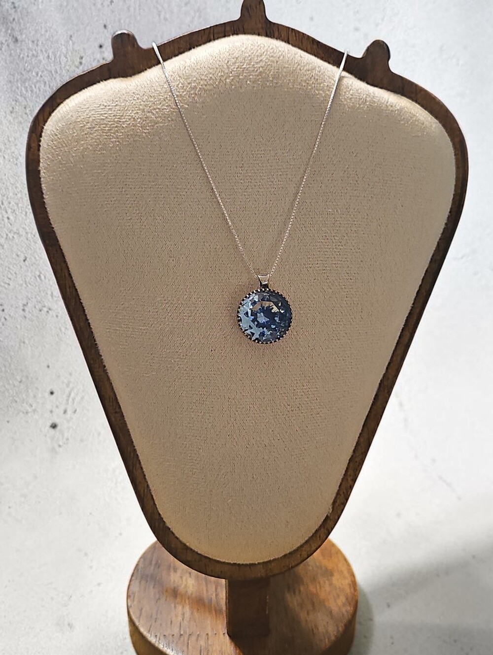 NOA ZUMAN NWT Sterling Silver Blue Crystal Pendant Necklace